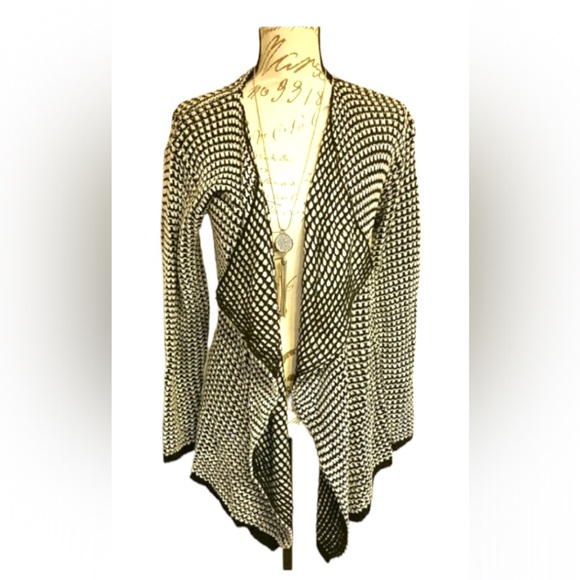 NEW•L•WILLOW MODERN WATERFALL CARDIGAN•NWT• - Picture 2 of 8